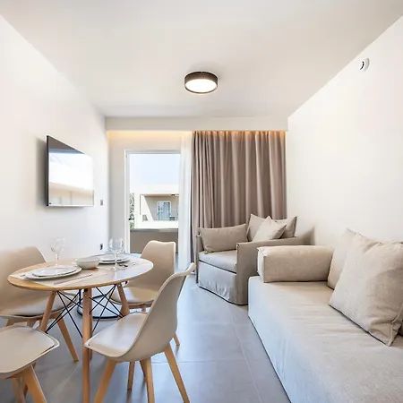 Time To Smile Saline Hotel 2*