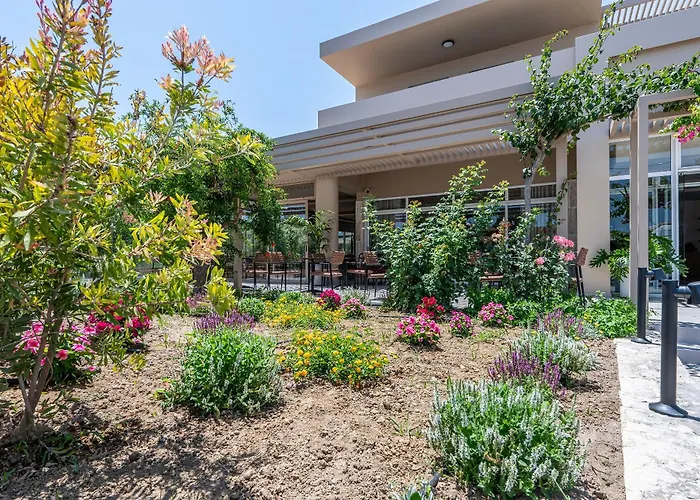 Time To Smile Saline Szálloda