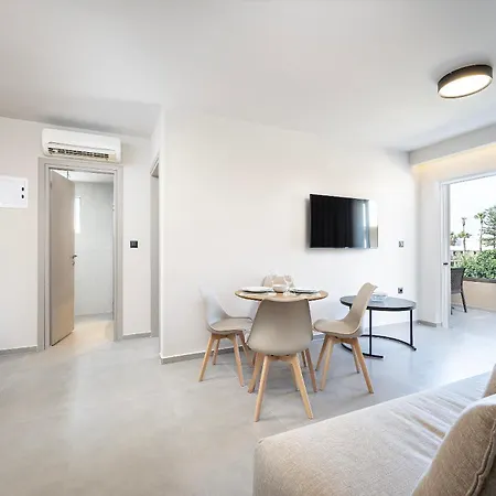 Time To Smile Saline 2*