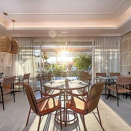 Time To Smile Saline
