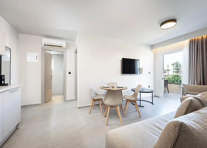 Time To Smile Saline 2*