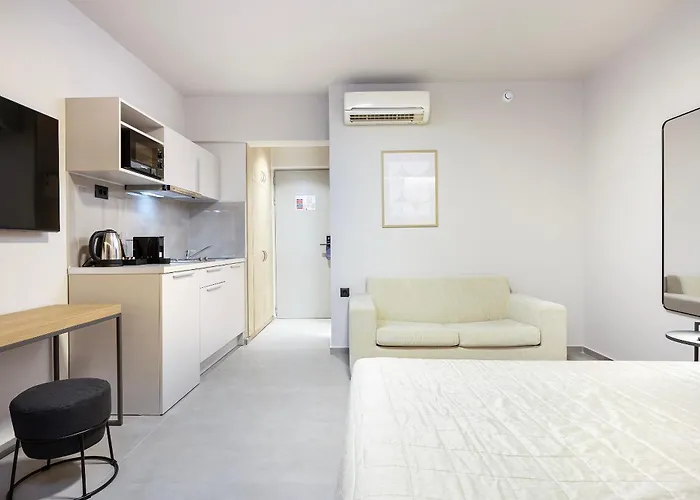 Time To Smile Saline