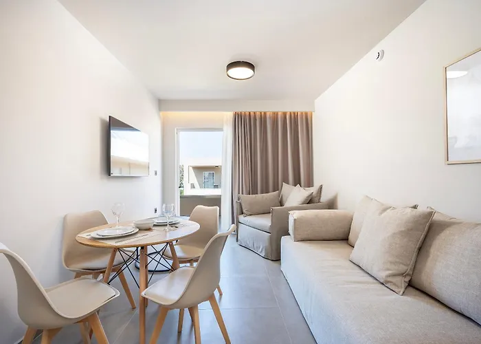 Time To Smile Saline فندق 2*