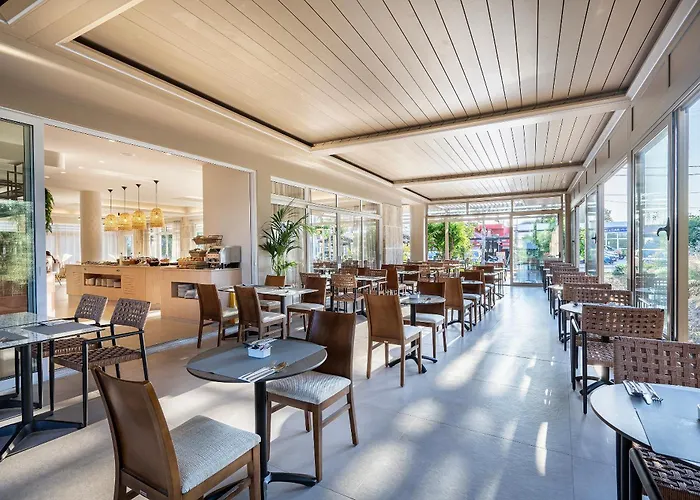 Time To Smile Saline 호텔 2*