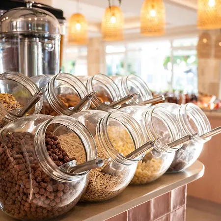 Hotel Time To Smile Saline 2*