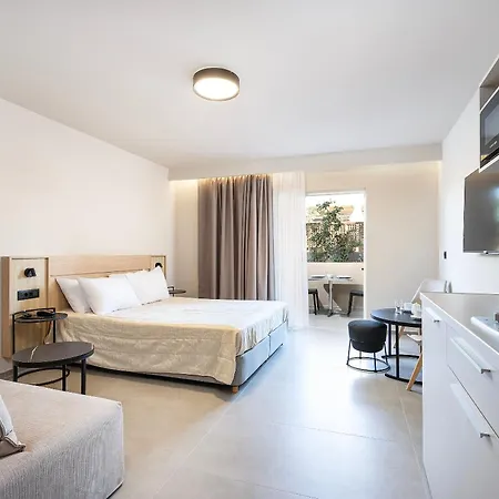 Time To Smile Saline Tigaki